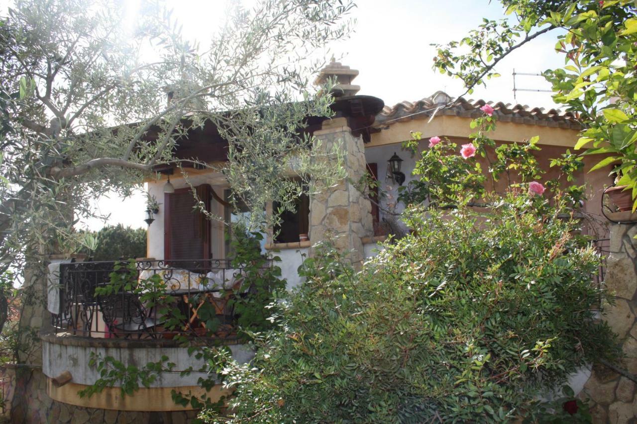 Graziosissima Villa Capitana Bagian luar foto